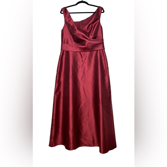 NWT Alfred Sung Off-the-Shoulder Draped Wrap Satin Burgundy Dress, Size 18 R-1 - Picture 4 of 15